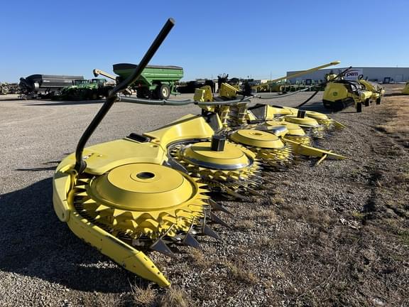 Image of John Deere 772 equipment image 2