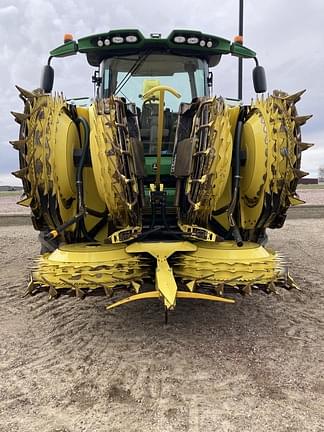 Image of John Deere 772 equipment image 1