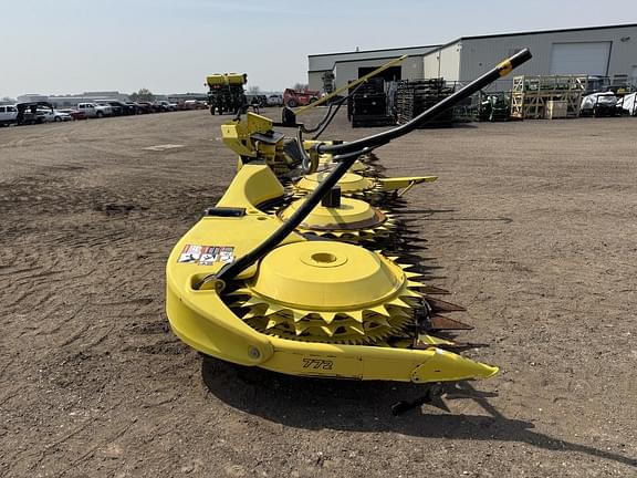 Image of John Deere 772 equipment image 3