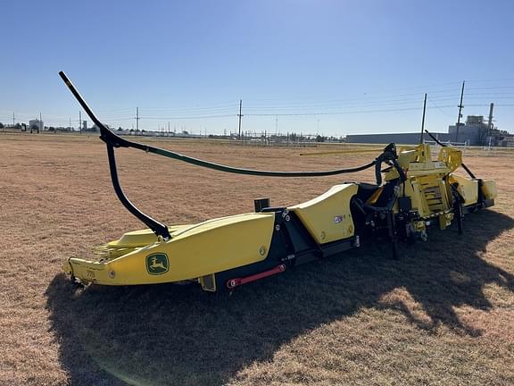 Image of John Deere 772 equipment image 3