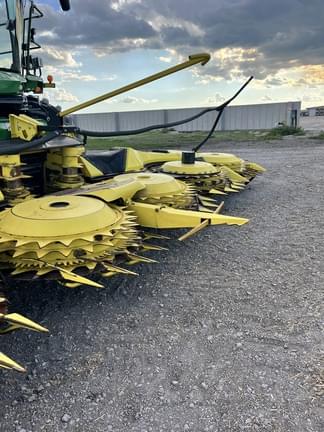Image of John Deere 772 equipment image 2