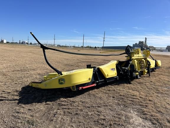 Image of John Deere 772 equipment image 3