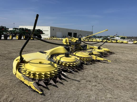 Image of John Deere 772 equipment image 2