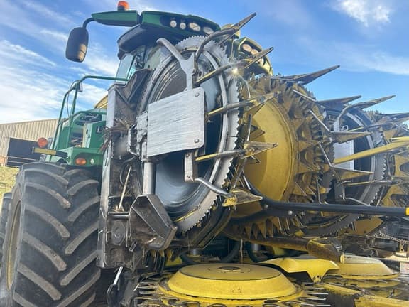 Image of John Deere 772 equipment image 4