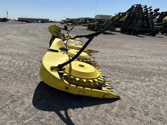 Image of John Deere 772 equipment image 4