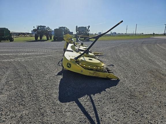 Image of John Deere 772 equipment image 4