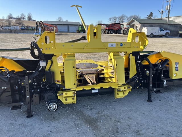 Image of John Deere 772 equipment image 3