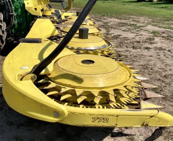 Main image John Deere 772