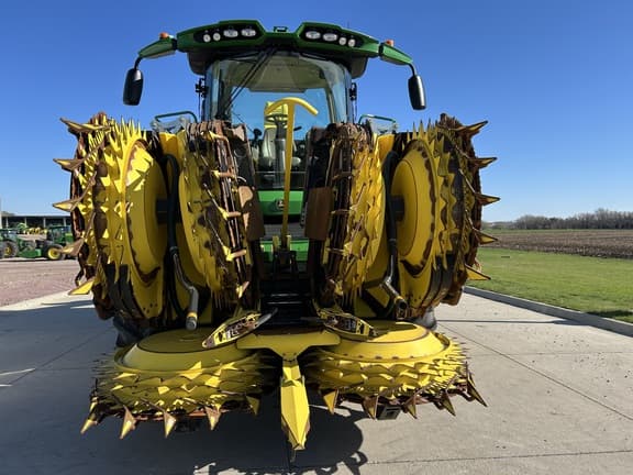 Image of John Deere 772 Primary image