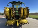 2022 John Deere 772 Image