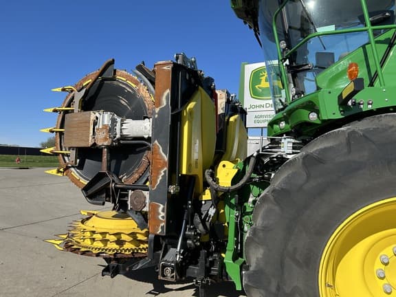 Image of John Deere 772 equipment image 2