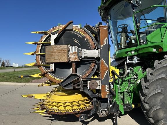 Image of John Deere 722 equipment image 1