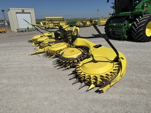 2022 John Deere 772 Image