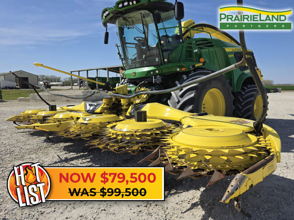 Main image John Deere 772