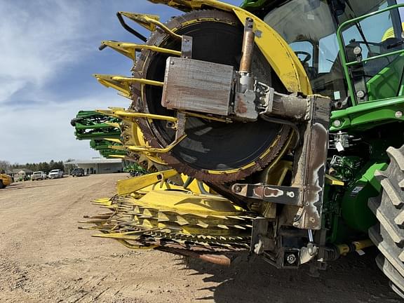 Image of John Deere 778 equipment image 3