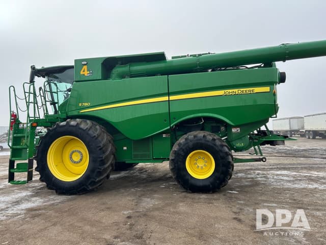 Image of John Deere S780 equipment image 3