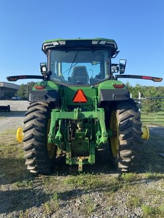 Image of John Deere 7R 210 equipment image 1