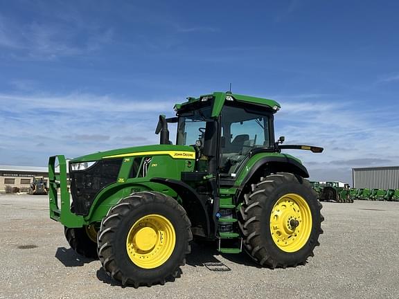 Image of John Deere 7R 210 Primary image