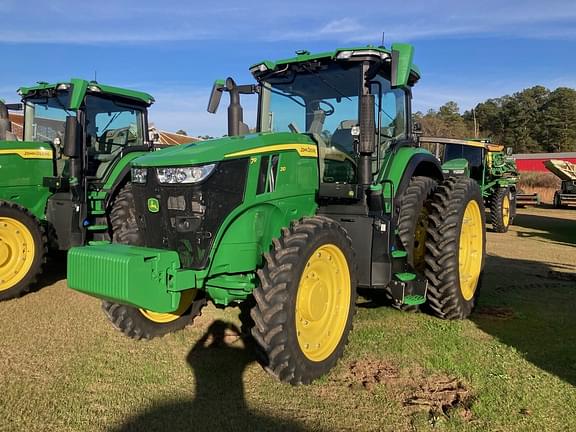 Image of John Deere 7R 210 equipment image 1