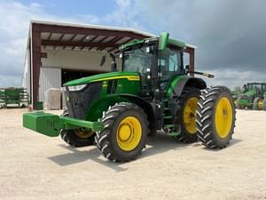 2022 John Deere 7R 210 Image