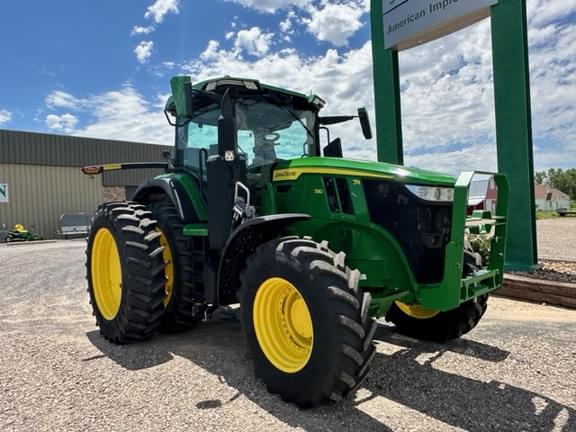 Image of John Deere 7R 230 equipment image 1