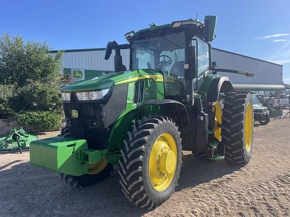 Image of John Deere 7R 230 equipment image 1