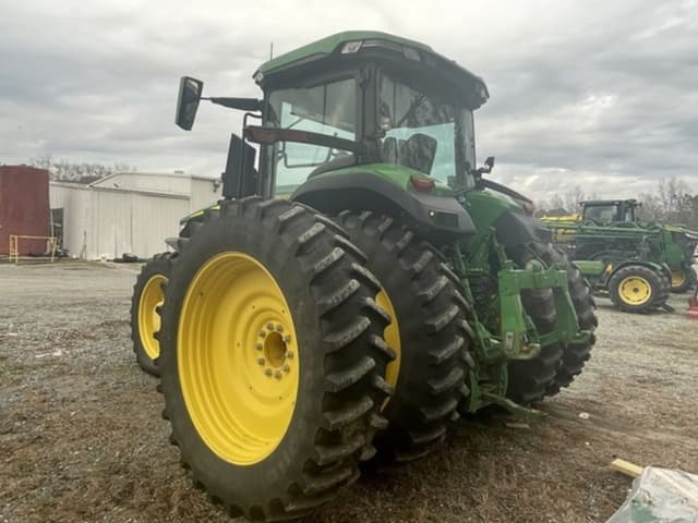 Image of John Deere 7R 230 equipment image 3