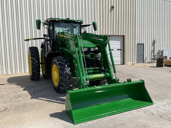 Image of John Deere 7R 230 equipment image 2