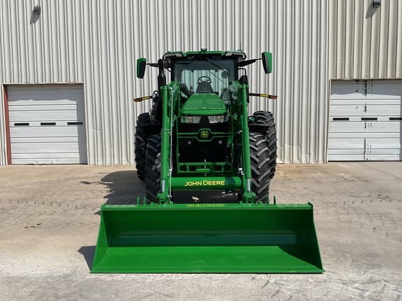 Image of John Deere 7R 230 equipment image 3