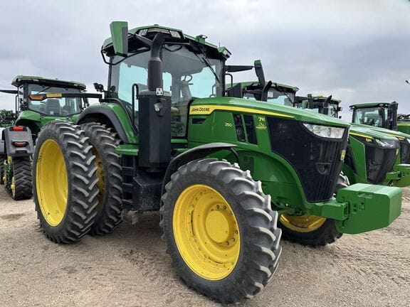 2022 John Deere 7R 250 Equipment Image0