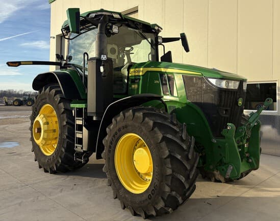 Image of John Deere 7R 270 Primary image