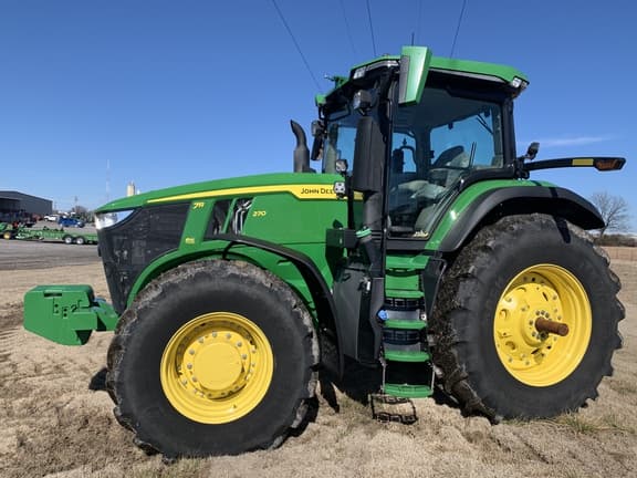 Image of John Deere 7R 270 equipment image 1