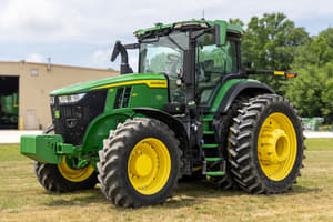 2023 John Deere 7R 310 Image