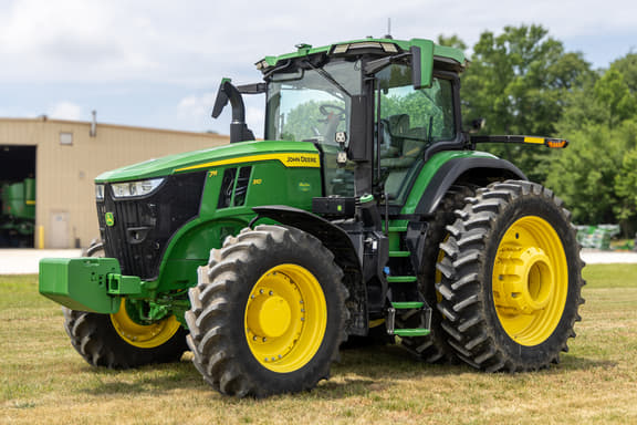 Image of John Deere 7R 310 equipment image 1