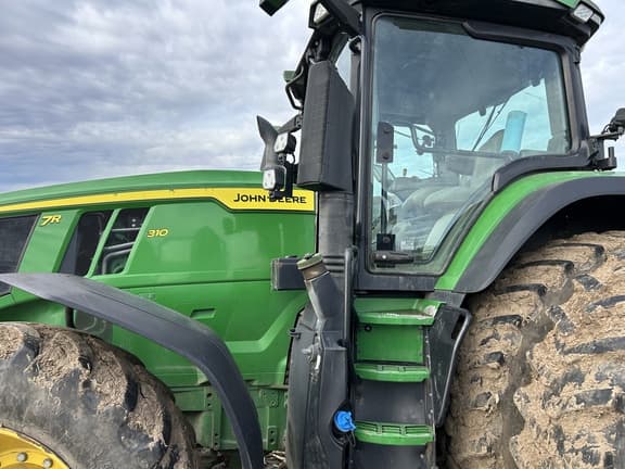 Image of John Deere 7R 310 equipment image 3
