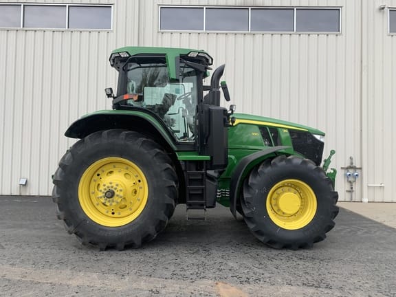 Main image John Deere 7R 330