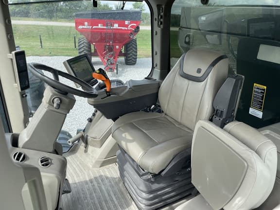 Image of John Deere 800R equipment image 3