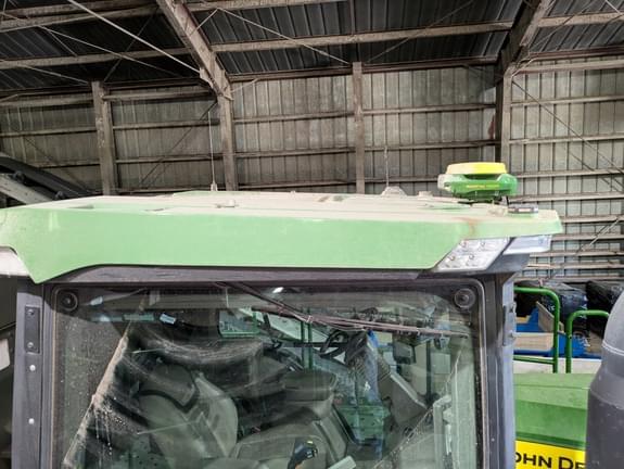 Image of John Deere 800R equipment image 4