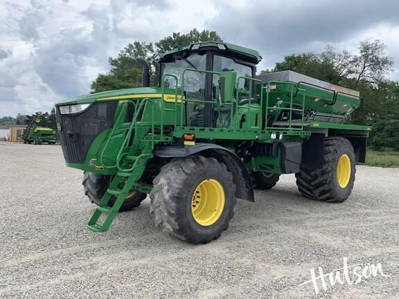 Image of John Deere 800R equipment image 1