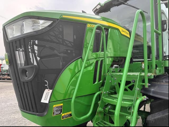 Image of John Deere 800R equipment image 1