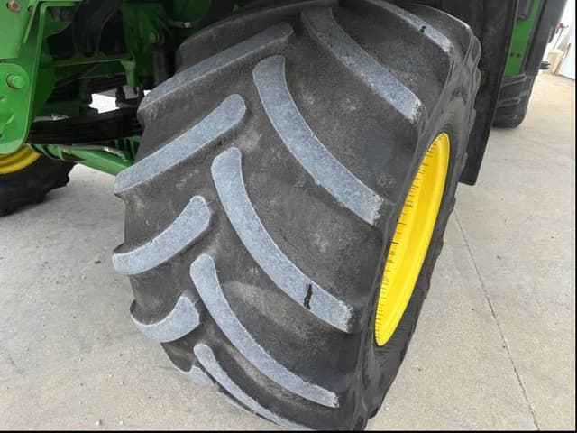 Image of John Deere 800R equipment image 2