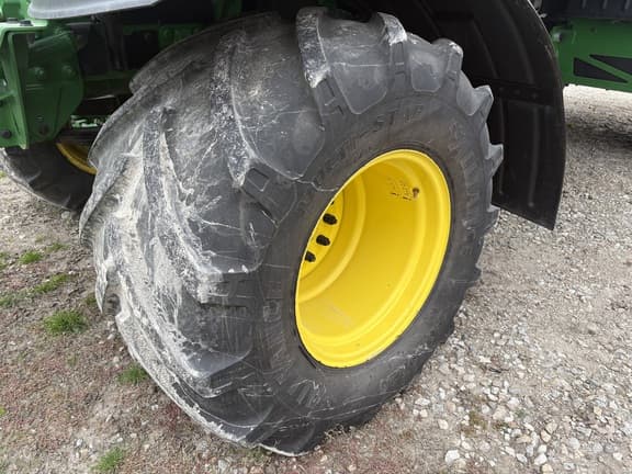 Image of John Deere 800R equipment image 4