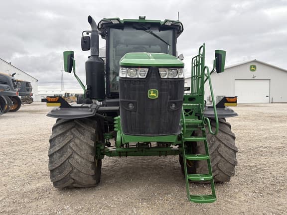 Image of John Deere 800R equipment image 3