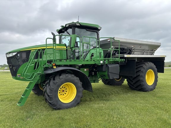 Main image John Deere 800R