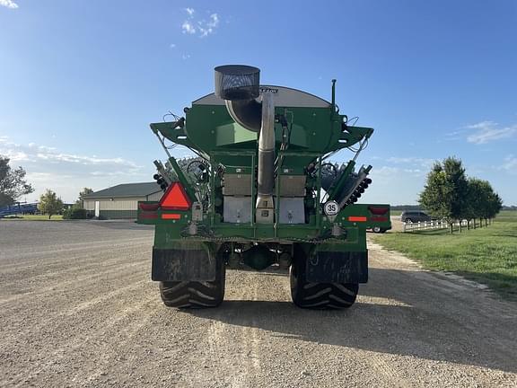 Image of John Deere 800R equipment image 3