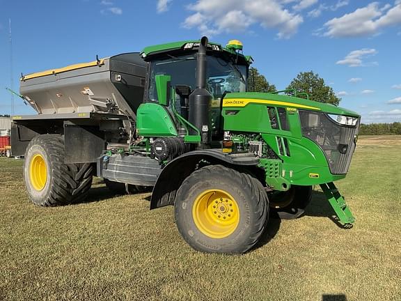 Image of John Deere 800R Primary image