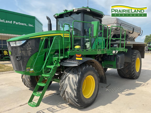 Image of John Deere 800R Primary image