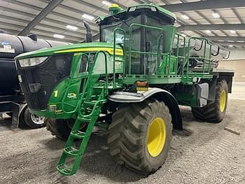 2022 John Deere 800R Equipment Image0