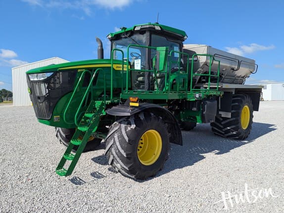 Image of John Deere 800R equipment image 1