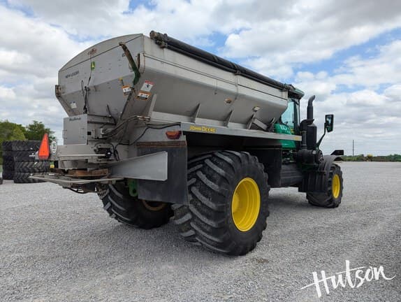 Image of John Deere 800R equipment image 3